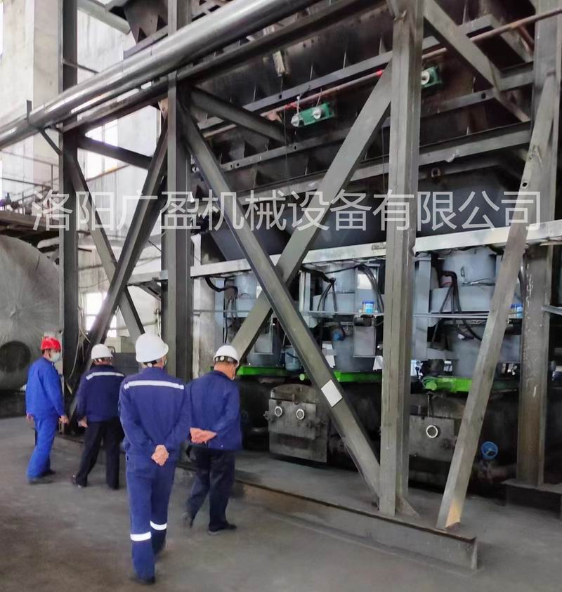 府谷項目煤倉清堵機安裝調試完成，運行良好！